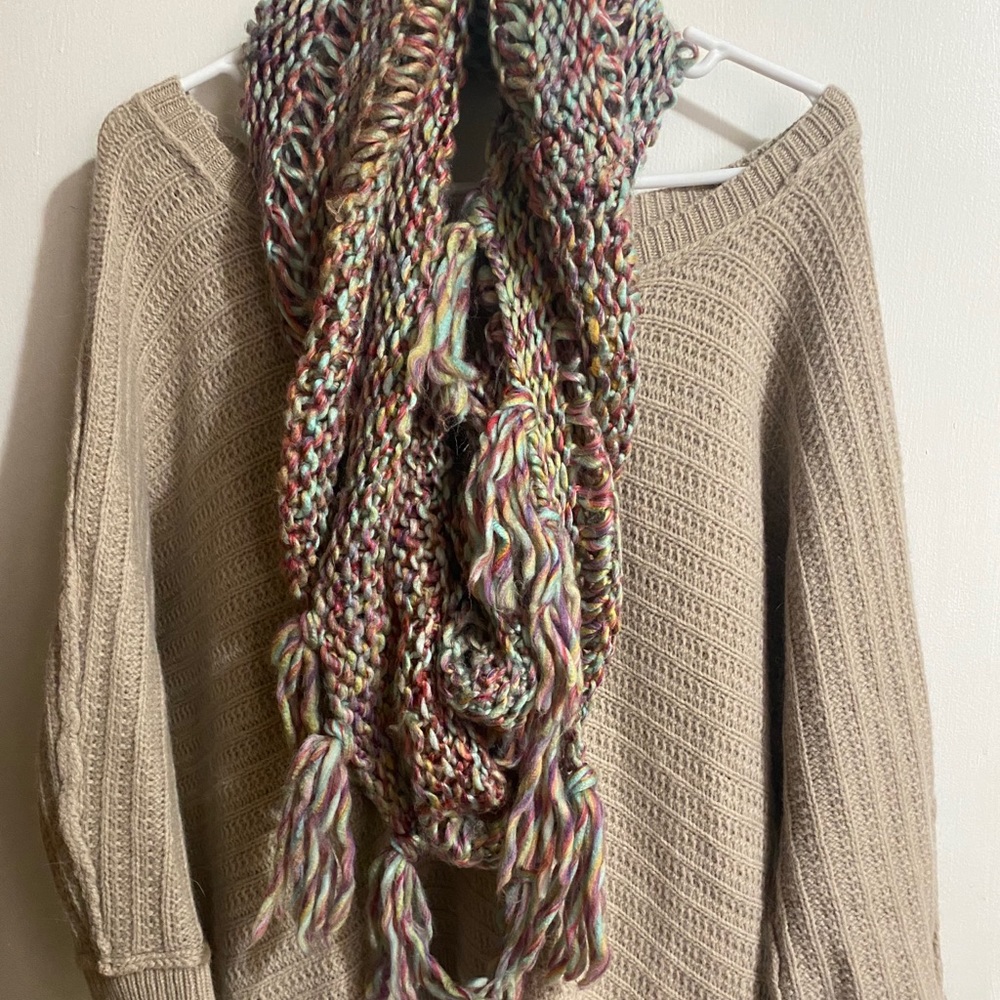 Madison 88 Soft multicolored infinity Scarf